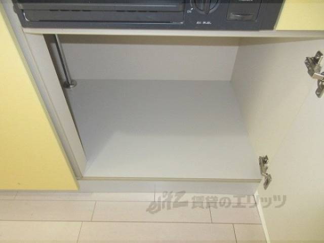 キッチン　下部収納