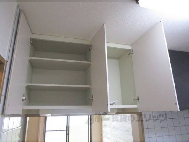 キッチン　収納