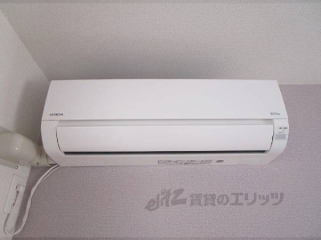 エアコン　洋室のエアコンです。