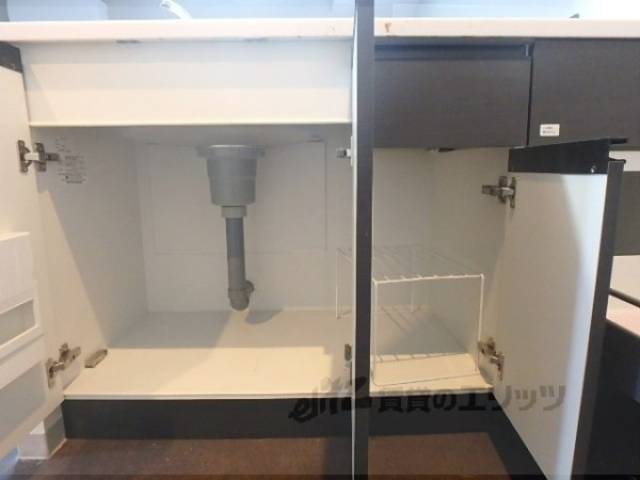 キッチン　下段収納