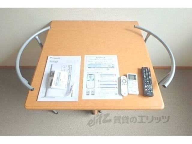 テーブル、椅子