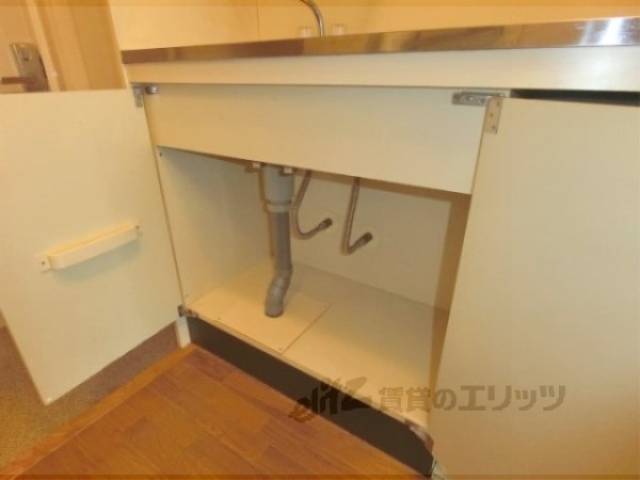 キッチン　下部収納