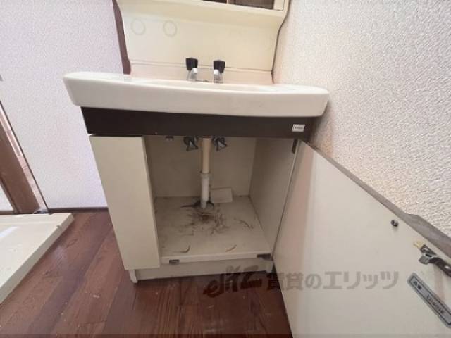 洗面所　収納