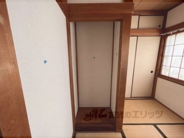 和室　収納