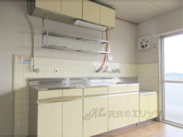 キッチン　収納