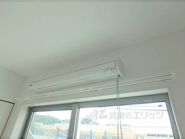 カーテンレール