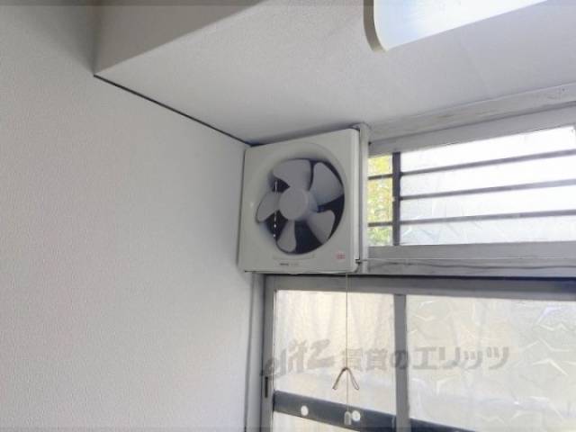 キッチン　換気扇