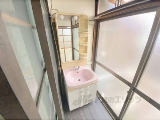 洗面所　洗面台