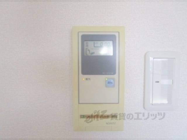 給湯器リモコン