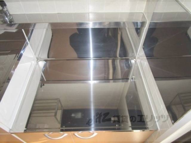 キッチン　コンロ置き場