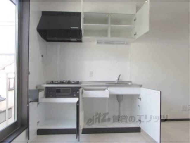 キッチン　収納