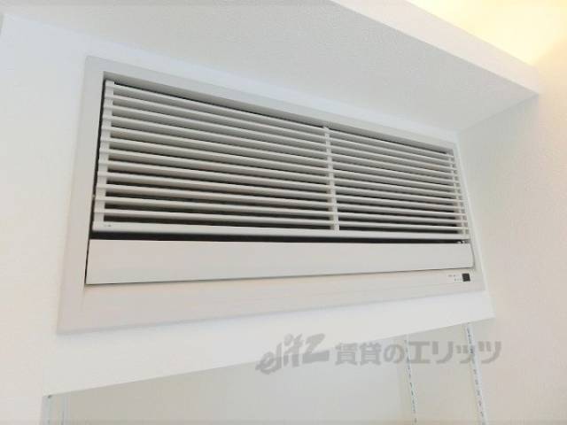 リビング　エアコン