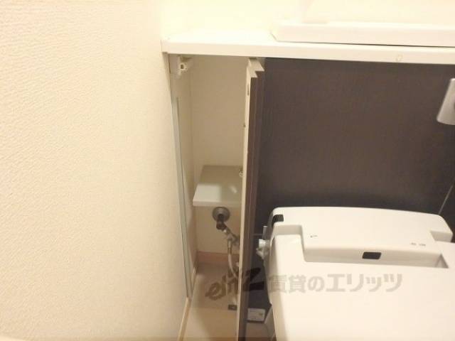 トイレ　収納