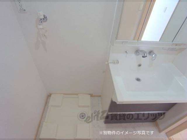 イメージ写真　洗面所　別物件のイメージ写真です