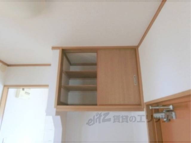 下駄箱　上部棚