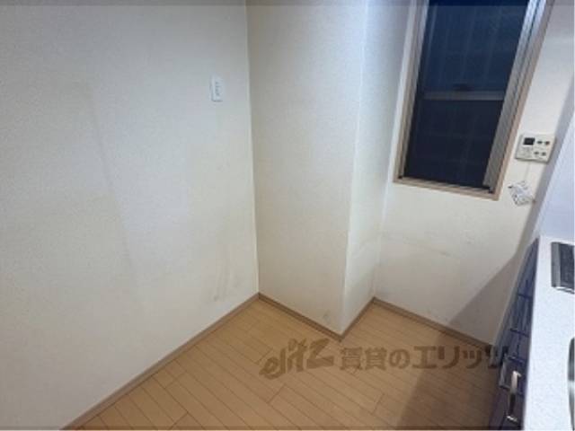 キッチン　上部収納