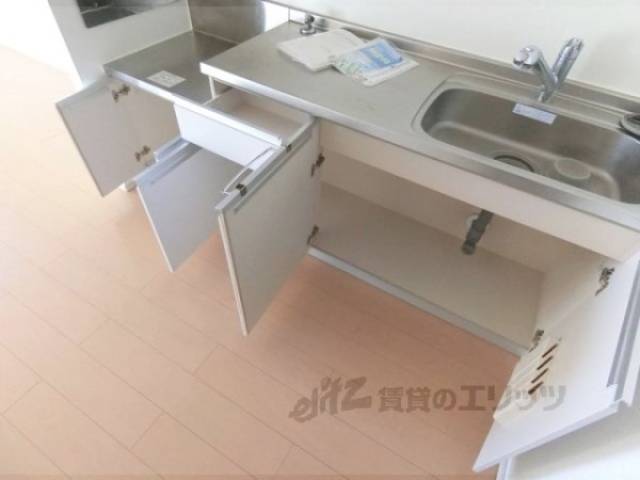 キッチン　下部収納