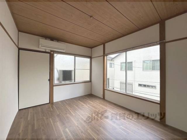 洋室　2階北西の洋室
