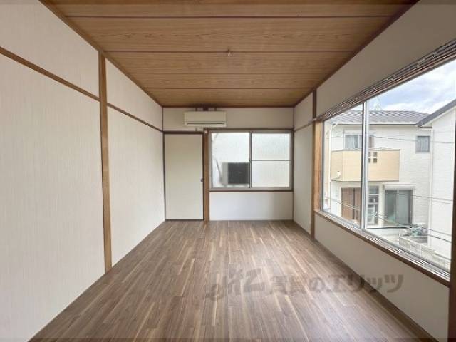洋室　2階北西の洋室