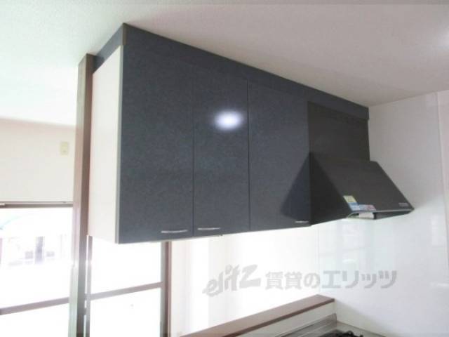 キッチン　キッチン上収納