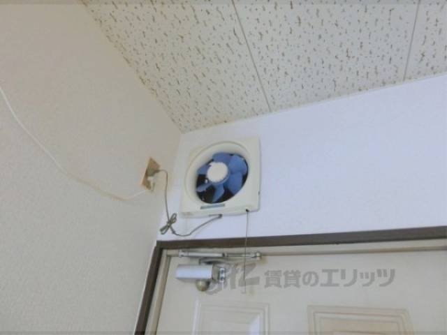 キッチン　換気扇