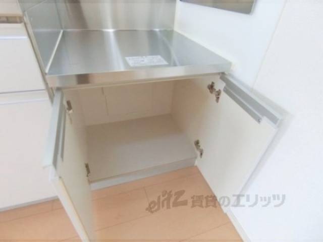 キッチン　下部収納