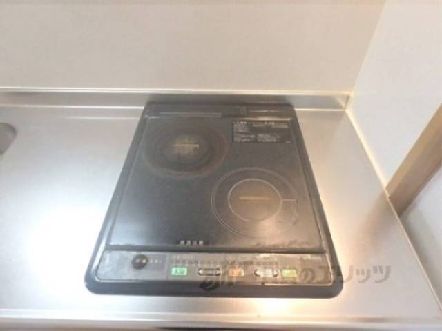 キッチン　二口コンロ