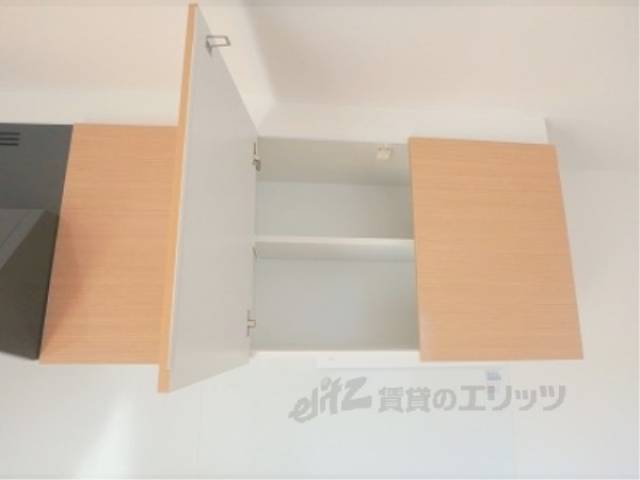 キッチン　上部収納