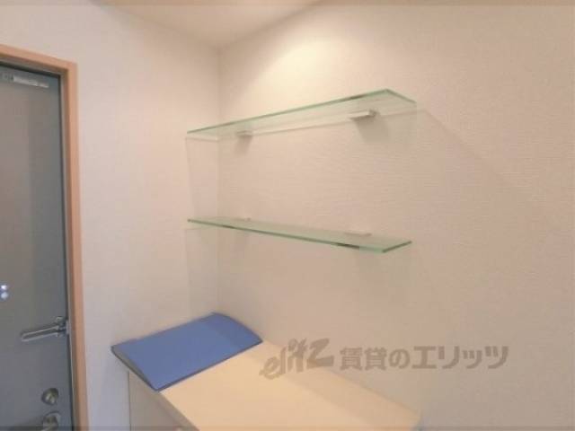 ガラス棚