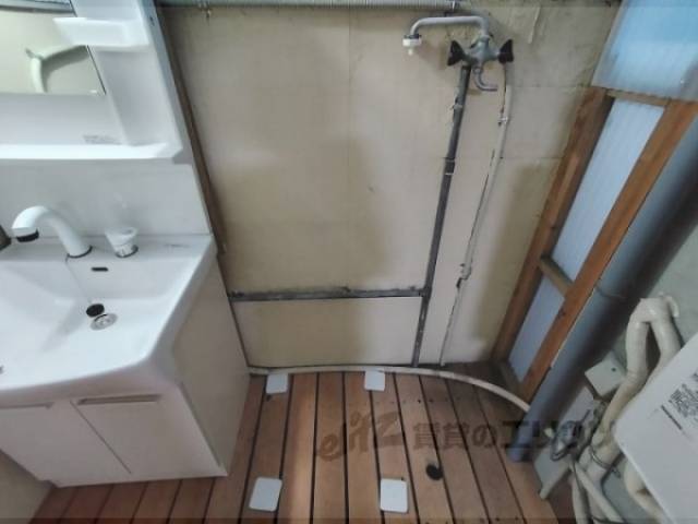 洗濯機置場