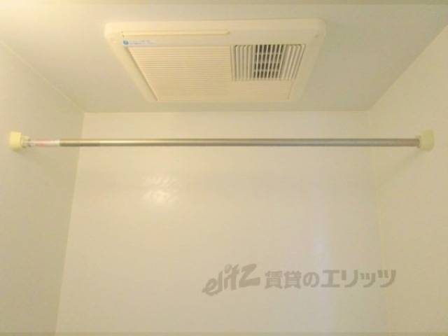 風呂 室内物干器具