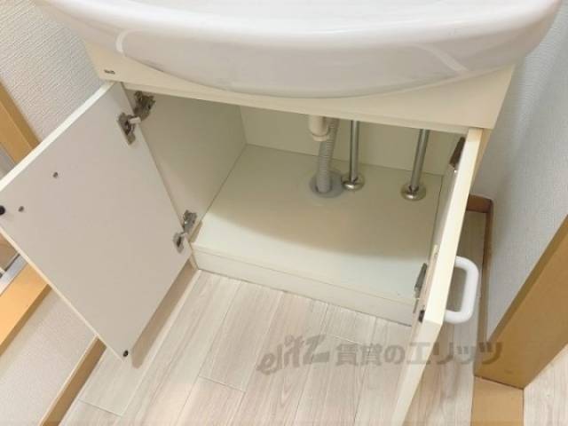 洗面所　収納