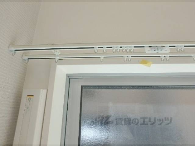 カーテンレール