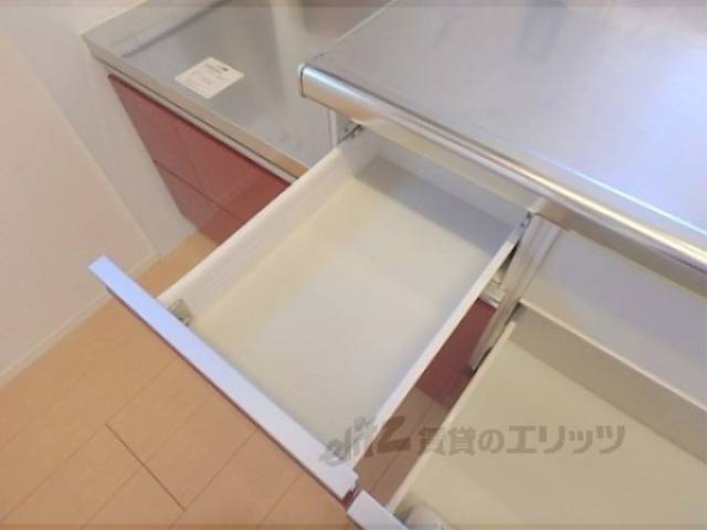 キッチン　下部収納