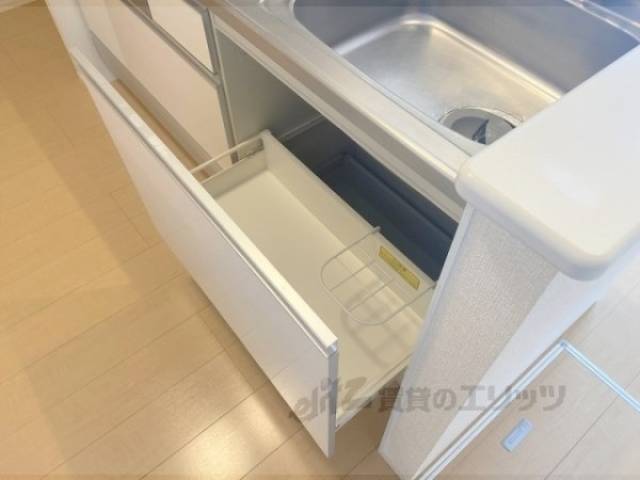 キッチン　収納