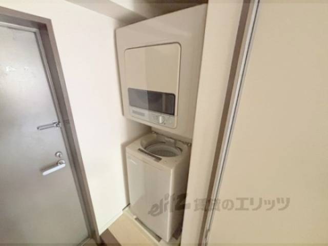 洗濯機置場　洗濯機
