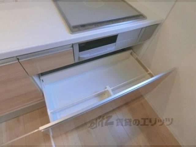 キッチン　収納