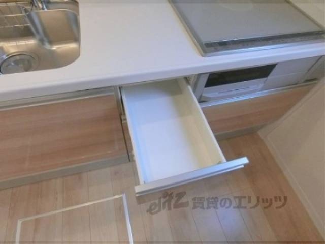 キッチン　収納