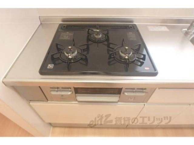 キッチン　コンロ