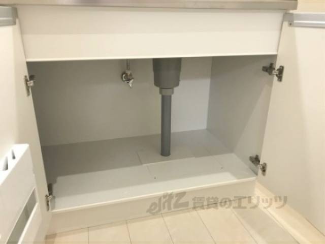 キッチン　下部収納