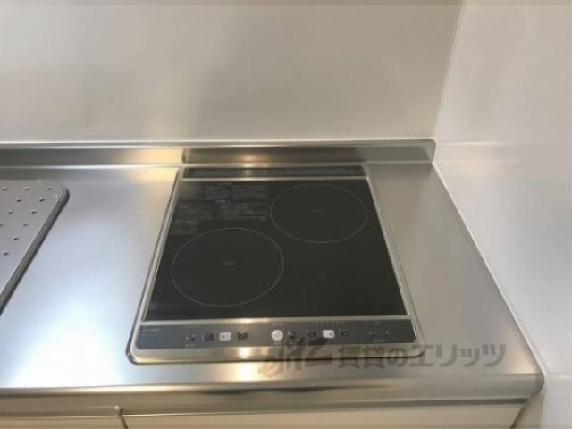 キッチン　二口コンロ