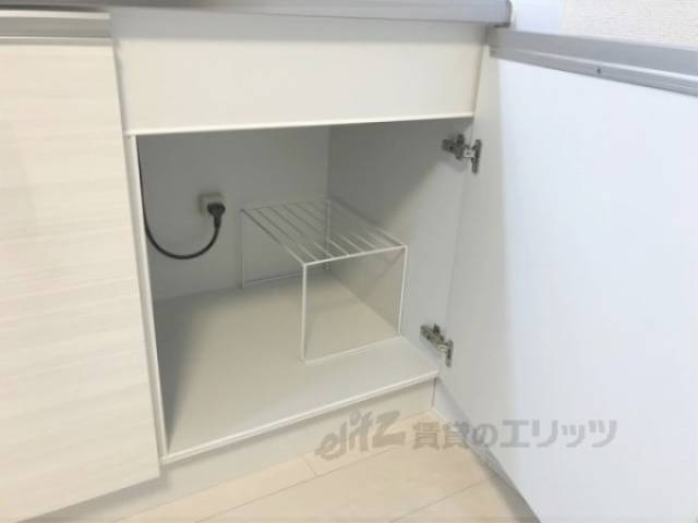 キッチン　下部収納