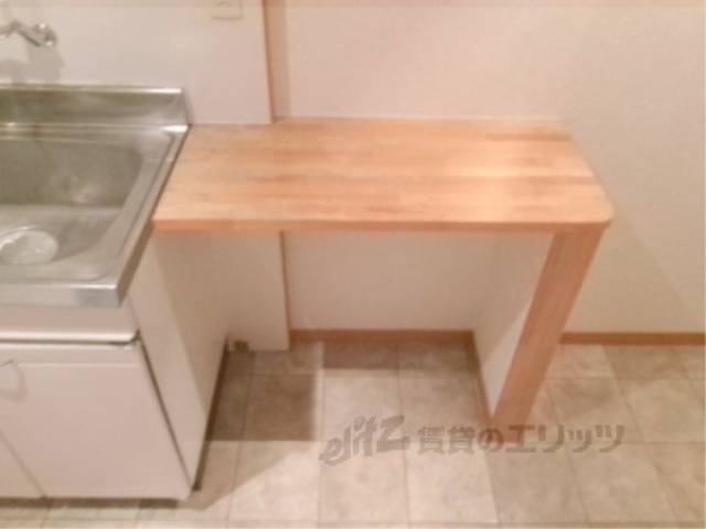 キッチン　据付カウンター