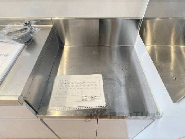 キッチン　コンロ置き場