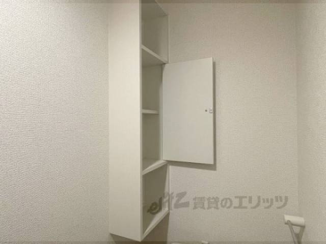 トイレ　収納