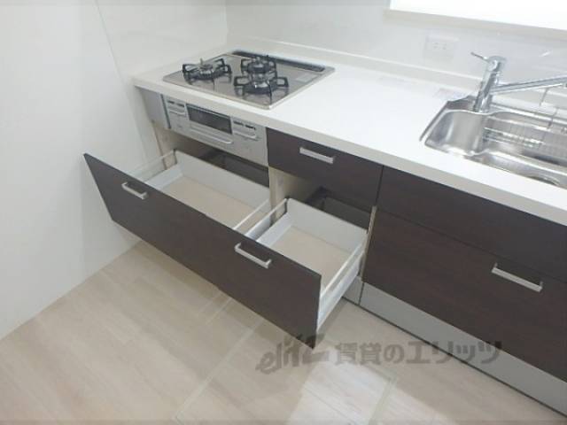 キッチン下収納