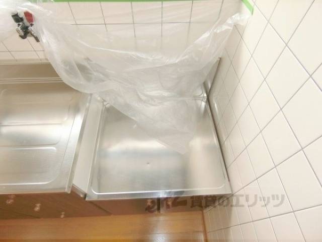 キッチン　コンロ置き場