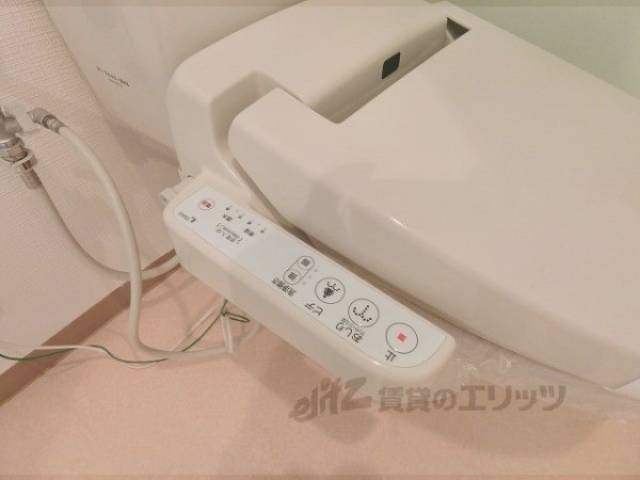 トイレ　ウォシュレット