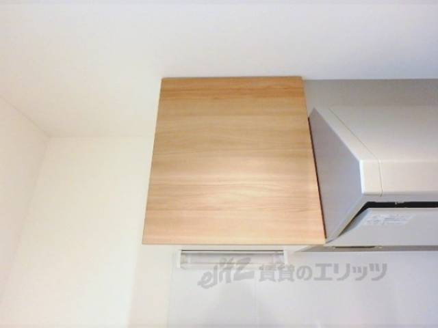 キッチン　上部収納