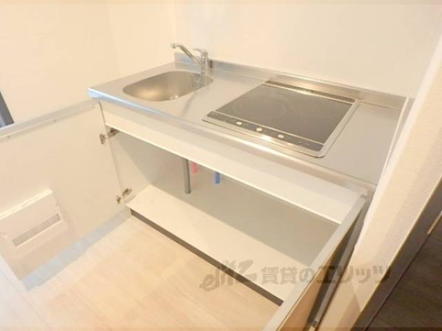 キッチン　下部収納